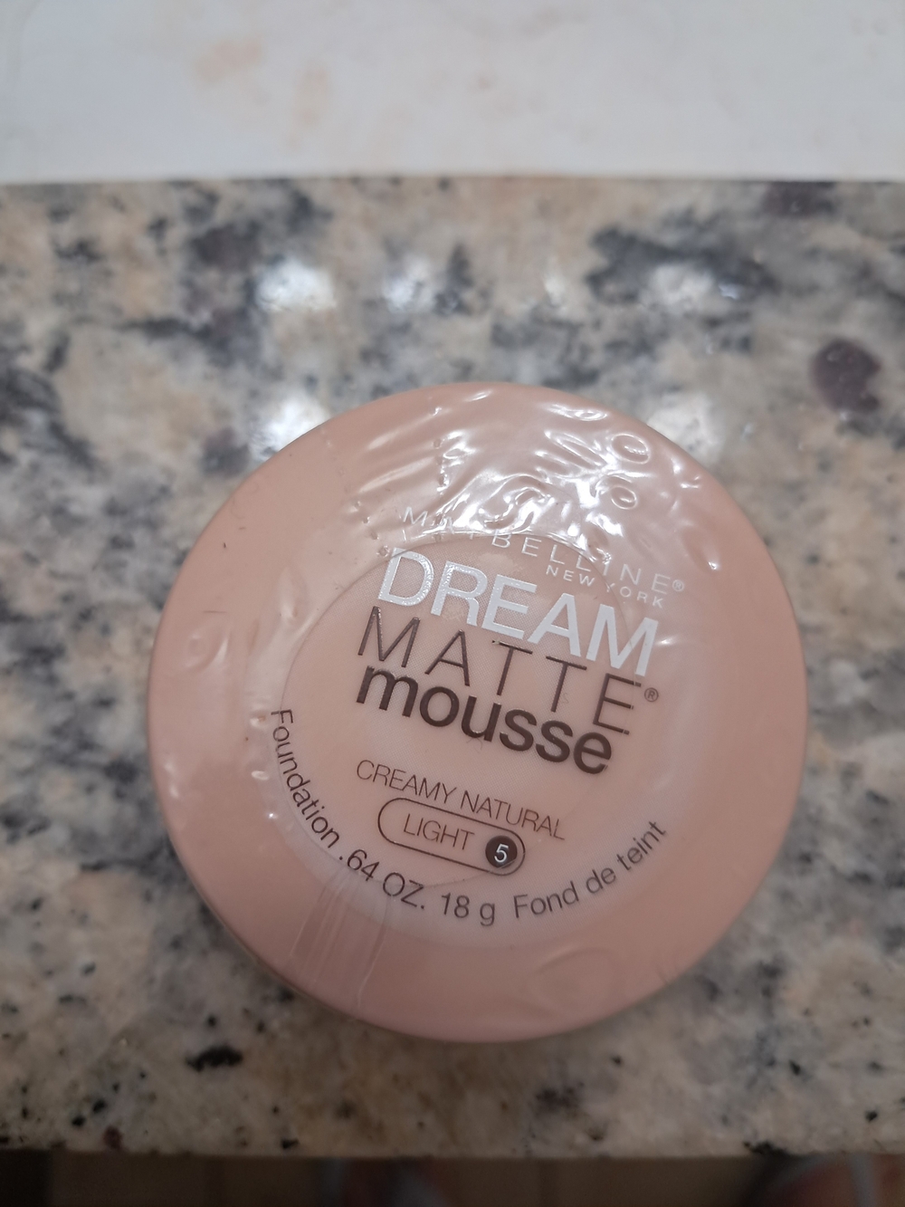 Maybelline Dream Matte Mousse Foundation - Creamy Natural Light
